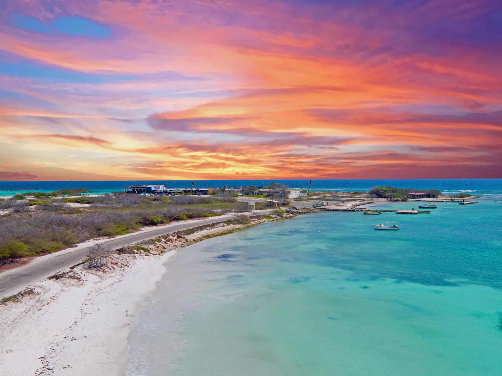 Aruba: scopri il momento perfetto per una fuga tropicale