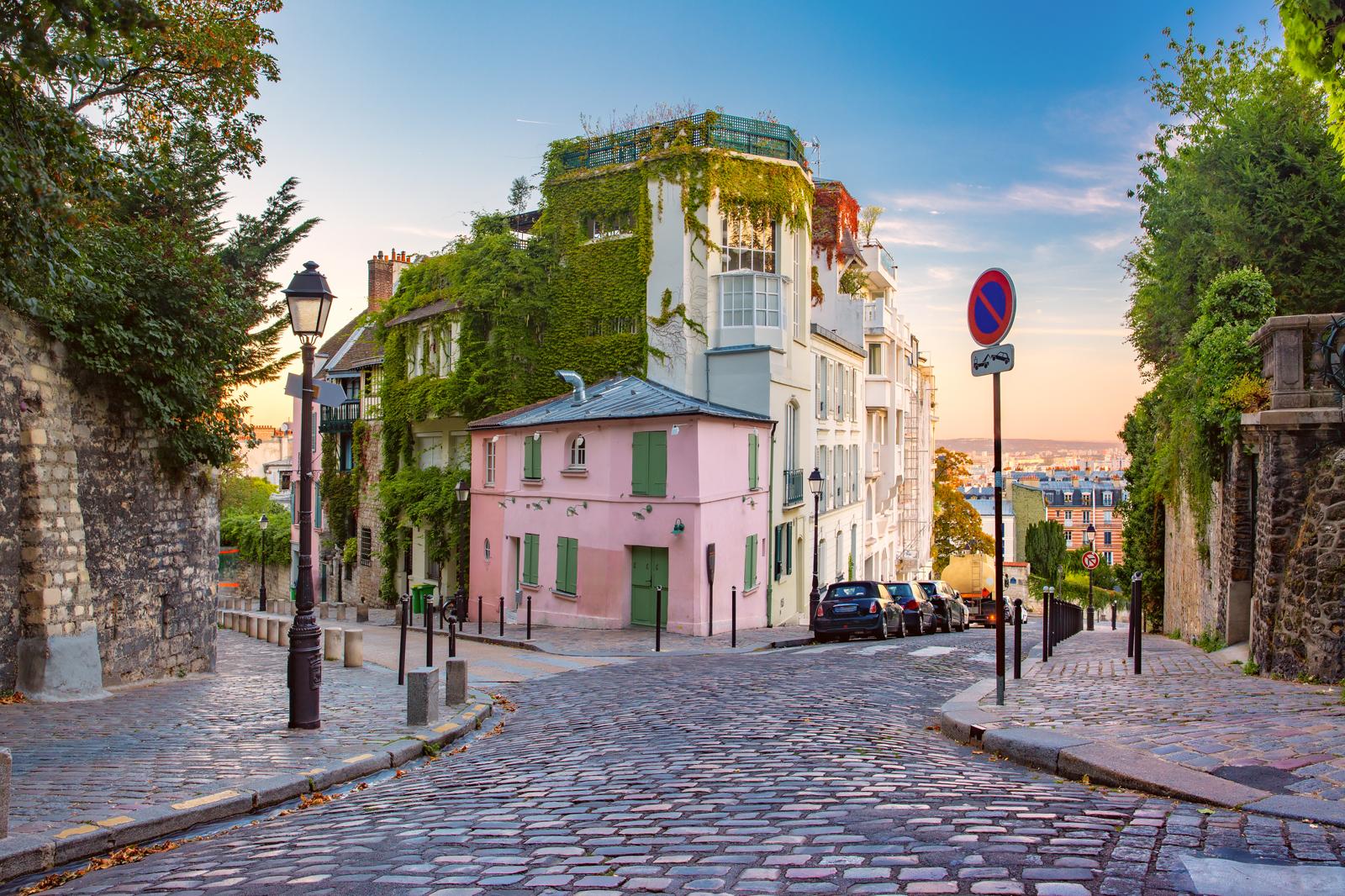 What to see in Montmartre? Unveiling the Hidden Gems of Paris’ Artistic Summit