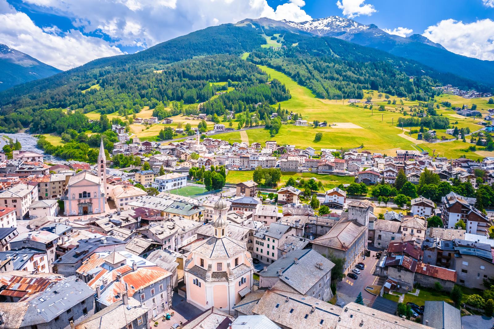 What to See in Sondrio: Your Guide to the Hidden Gems of This Alpine Escape