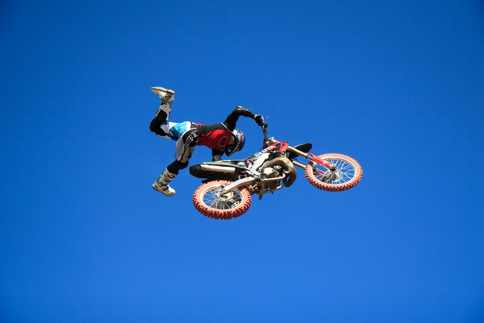 Motocross Acrobatics: Defying Gravity with Daring Airborne Stunts